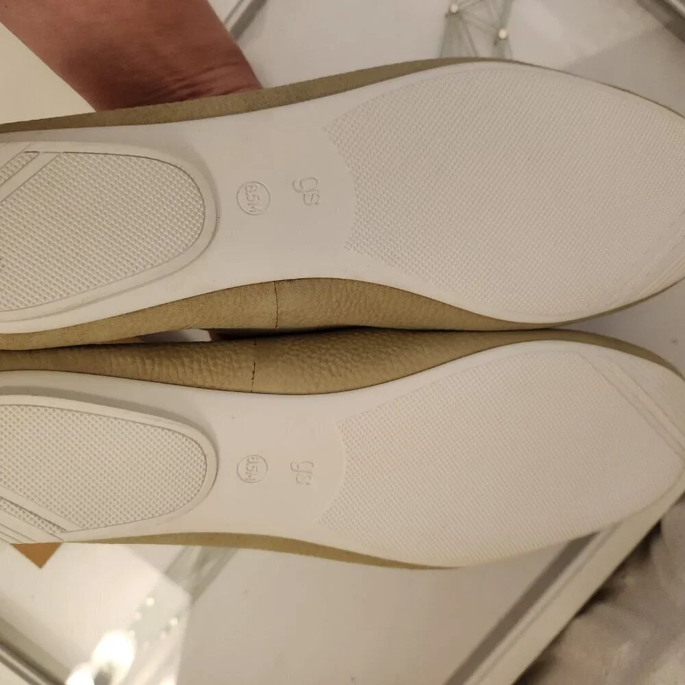 GENTLE SOULS Eugene Lime Leather Travel Ballet Flats. NIB. Size: Various